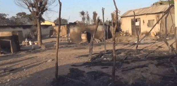 Cướp có vũ trang tấn công hai ngôi làng ở Nigeria, 30 người thiệt mạng