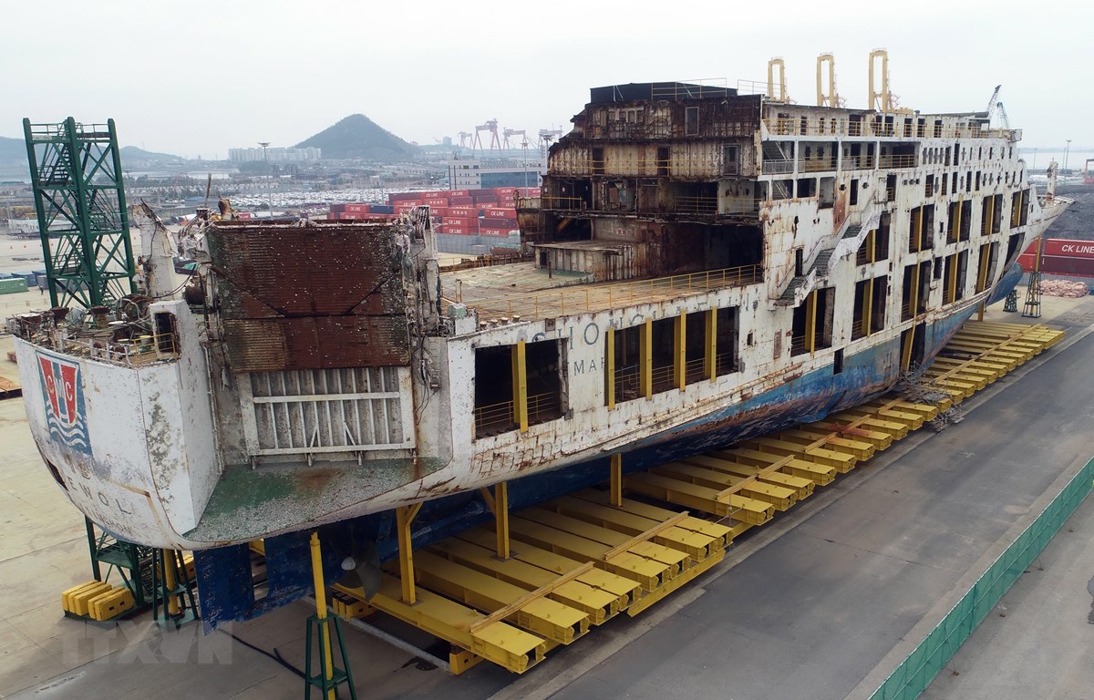 Hàn Quốc truy tố nhiều quan chức xử lý kém vụ thảm họa chìm phà Sewol