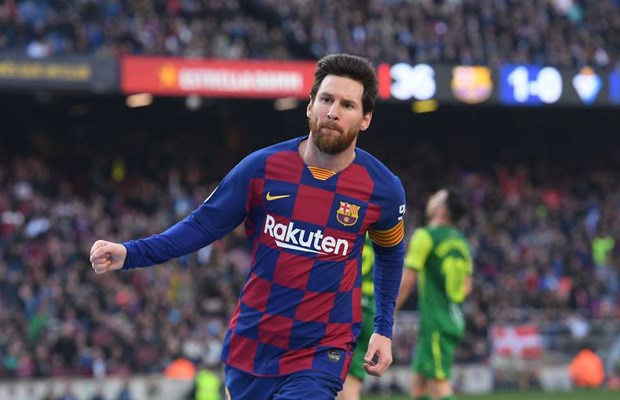 Messi ghi 4 bàn giúp Barcelona giành chiến thắng