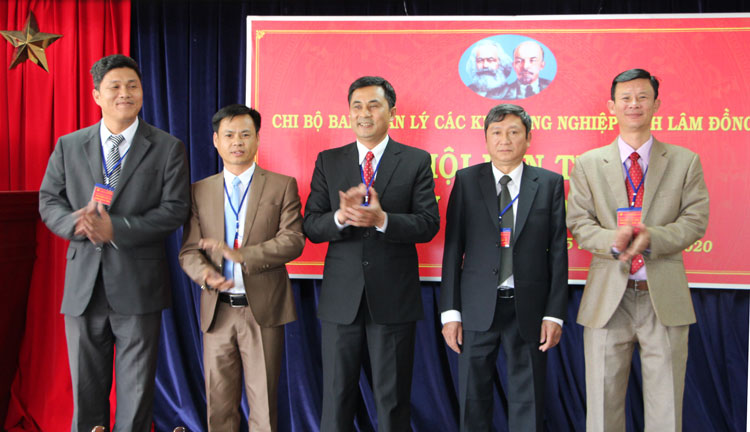 Ra mắt Ban Chấp hành Chi bộ BQLCKCN tỉnh Lâm Đồng nhiệm kỳ 2020-2025