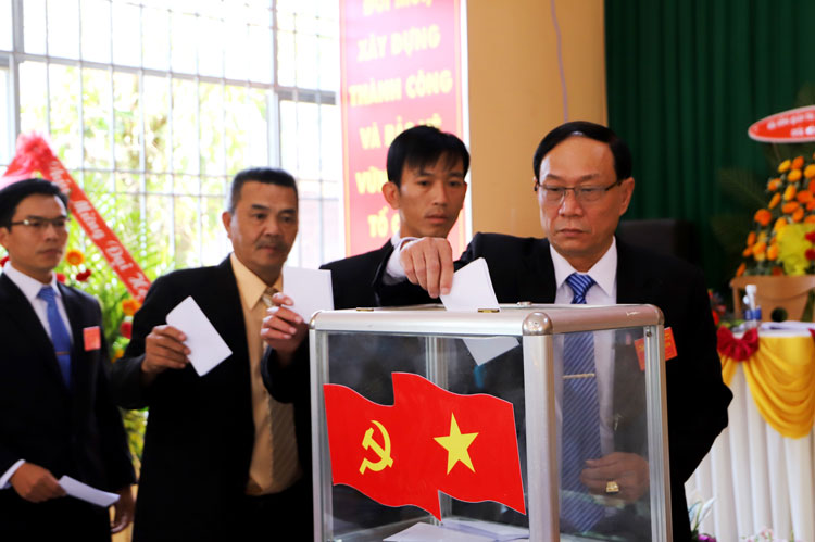 Đại hội Đảng bộ Công ty CP Công trình Đô thị Bảo Lộc bầu trực tiếp Bí thư Đảng ủy
