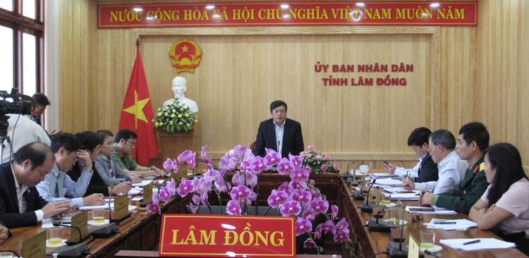  Chủ tịch UBND tỉnh Lâm Đồng Đoàn Văn Việt chỉ đạo triển khai đồng bộ các giải pháp phòng chống dịch Covid-19 trên địa bàn tỉnh