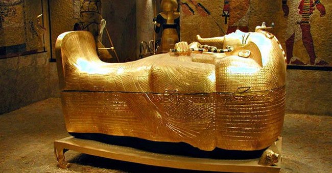 Vì sao xác ướp pharaoh Ai Cập được đặt trong nhiều lớp quan tài?