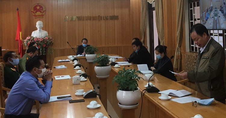 UBND huyện Lạc Dương tổ chức họp trực tuyến với các xã, thị trấn