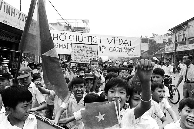 Một góc Sài Gòn những ngày thống nhất. Ảnh: Tư liệu