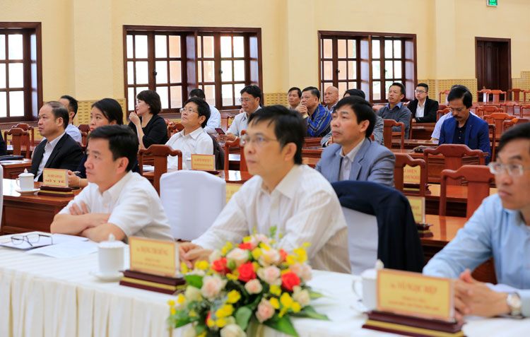 Các doanh nghiệp tham dự trực tiếp tại điểm cầu Lâm Đồng