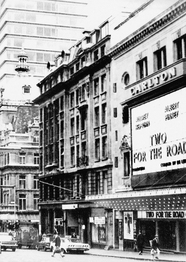 Khách sạn Carlton ở London (Anh), nơi người thanh niên yêu nước Nguyễn Tất Thành làm việc trong thời gian sống ở nước Anh năm 1914. Ảnh: Tư liệu