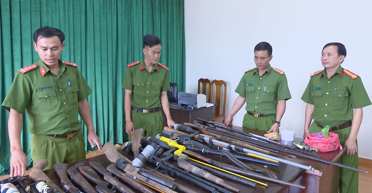 Vận động thu hồi nhiều vũ khí, vật liệu nổ ở Bảo Lâm