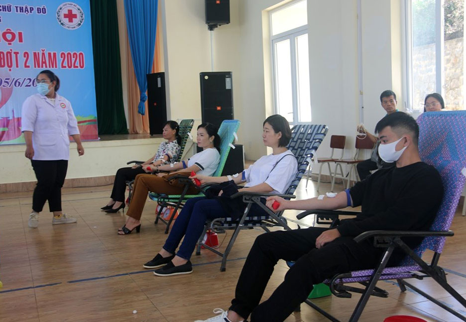 Đoàn viên, công nhân viên lao động huyện Di Linh hiến 177 đơn vị máu