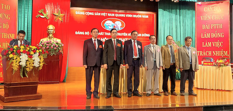 Ban Chấp hành Đảng bộ Đài Phát thanh – Truyền hình Lâm Đồng nhiệm kỳ 2020 – 2025 ra mắt Đại hội