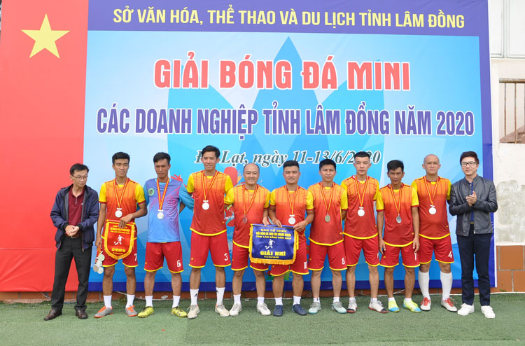 CLB  DH Sport - Lâm Hà về nhì giành huy chương bạc
