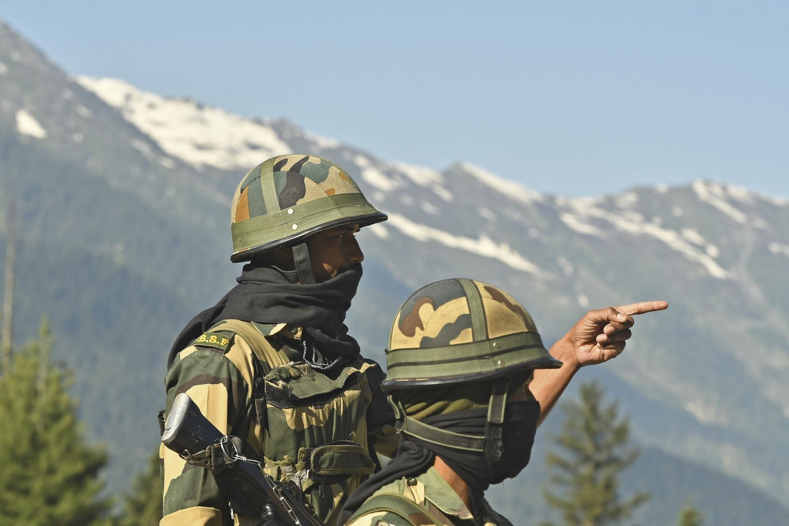 Ấn Độ chi viện 2.000 lính lên Ladakh, binh sĩ được quyền đáp trả mạnh mẽ