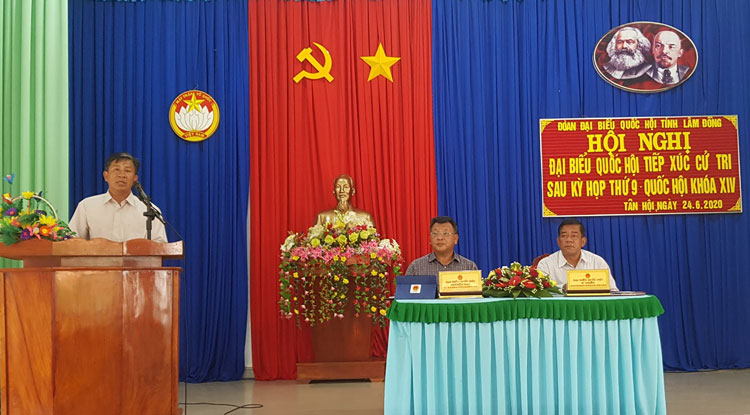 Đoàn ĐBQH tỉnh Lâm Đồng tiếp xúc cử tri huyện Di Linh và Đức Trọng