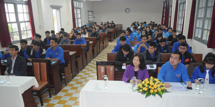 Các học viên tham gia lớp bồi dưỡng chức danh bí thư Đoàn xã, phường, thị trấn năm 2020