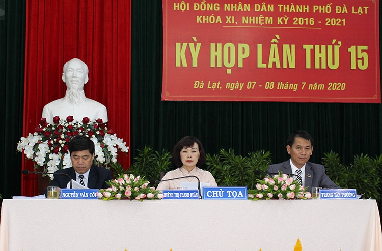 Kỳ họp lần thứ 15, HĐND thành phố Đà Lạt khoá XI
