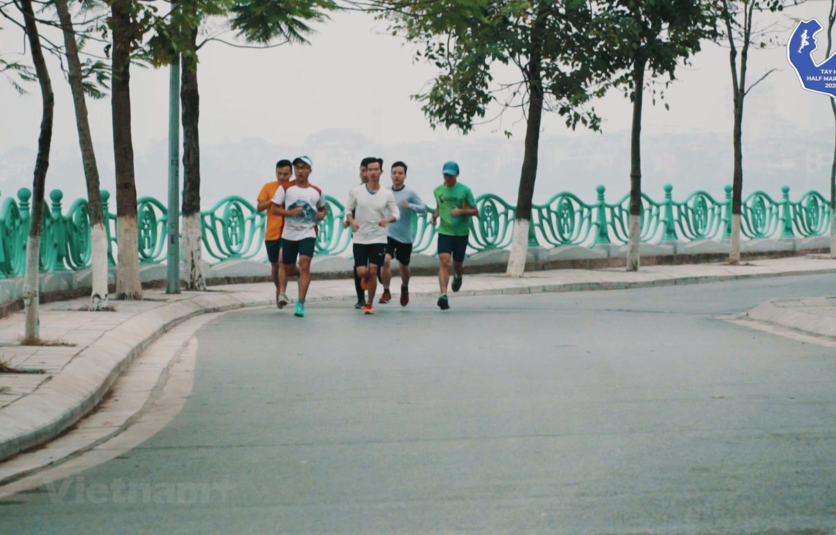 Nhiều nhà vô địch SEA Games 30 dự giải Tay Ho Half Marathon 2020
