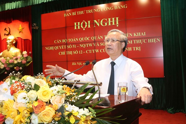  Đồng chí Trần Quốc Vượng, Ủy viên Bộ Chính trị, Thường trực Ban Bí thư Trung ương Đảng phát biểu
