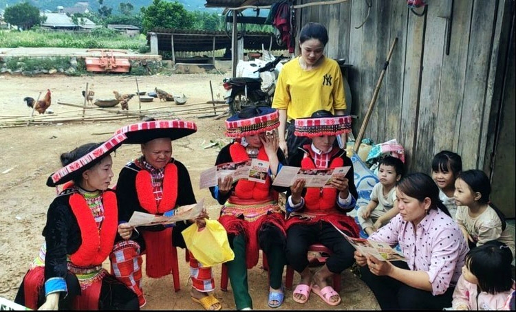 Hoạt động truyền thông cộng đồng thuộc Dự án “Tổ chức xã hội thúc đẩy cải thiện dịch vụ chăm sóc SKSS cho phụ nữ và thanh niên DTTS” tại Lâm Hà