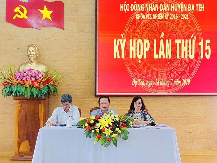 HĐND huyện Đạ Tẻh khóa VII tiến hành kỳ họp thứ 15