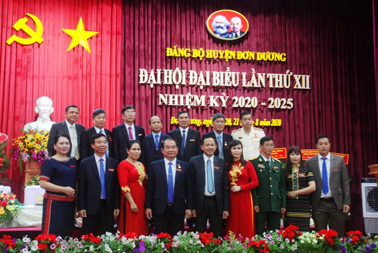 Đoàn đại biểu Đảng bộ huyện đi dự Đại hội đại biểu Đảng bộ tỉnh Lâm Đồng lần thứ XI 