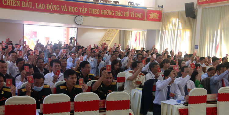 Đồng chí Nguyễn Trung Kiên được bầu giữ chức Bí thư Huyện ủy Bảo Lâm khóa VI