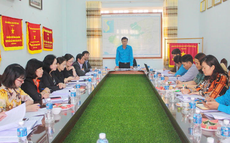 Đồng chí Lê Ngọc Phúc - Phó Chủ tịch Liên đoàn Lao động tỉnh, phát biểu tại buổi giám sát