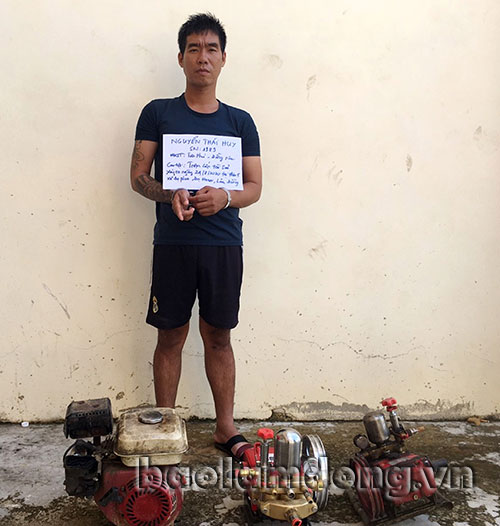Nguyễn Thái Huy bị bắt giữ cùng tang vật