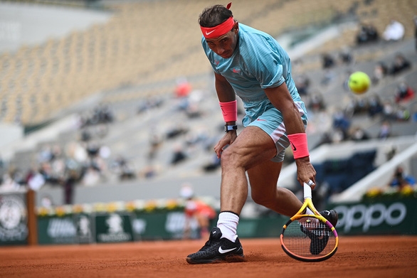 Nadal tỏ ra không thoải mái khi dự Roland Garros trong điều kiện đặc biệt, nhưng anh phải chấp nhận thực tế