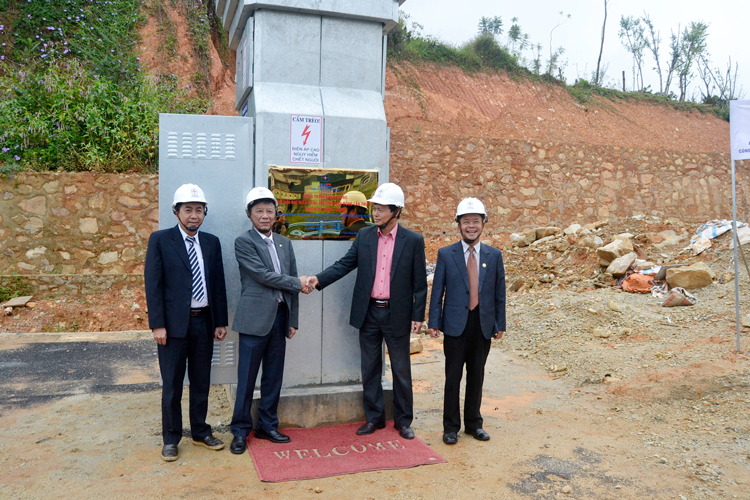 Khánh thành công trình ngầm hóa và tăng cường công suất lưới điện trung hạ thế TP Đà Lạt giai đoạn 2 tại Khu quy hoạch Phạm Hồng Thái.