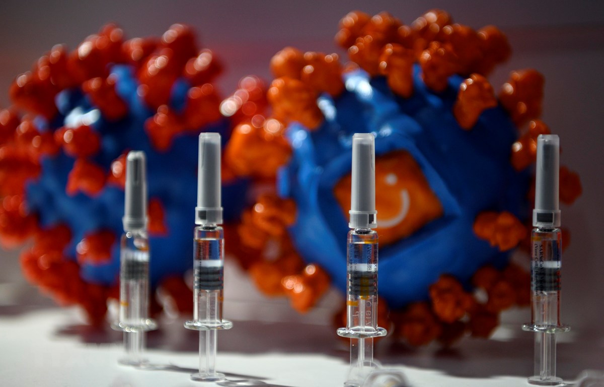 Vắcxin ngừa COVID-19 do Công ty công nghệ sinh học Sinovac phát triển được giới thiệu tại Hội chợ Thương mại Dịch vụ quốc tế Trung Quốc (CIFTIS) ở thủ đô Bắc Kinh ngày 6/9/2020