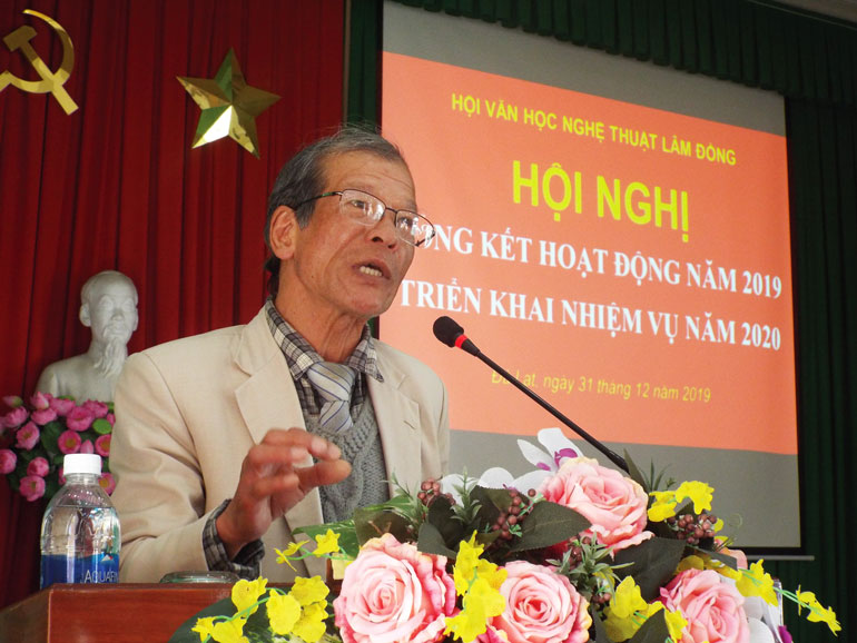Chủ tịch Hội Nguyễn Thanh Đạm đánh giá hoạt động của Hội VHNT trong năm 2019