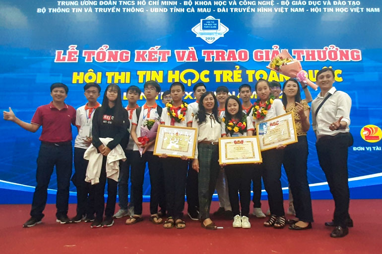 Đoàn học sinh Lâm Đồng tham gia Hội thi Tin học trẻ toàn quốc năm 2020