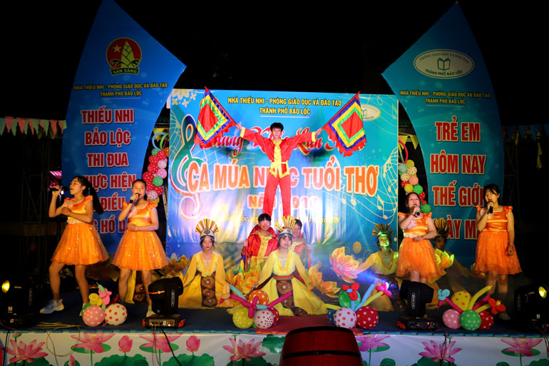 Liên hoan ca múa nhạc tuổi thơ TP Bảo Lộc