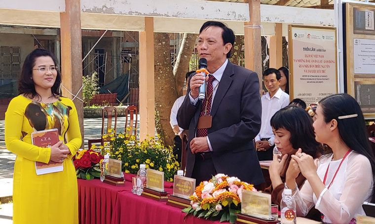 Thầy Nguyễn Hữu Hóa - Hiệu trưởng Trường THPT Bùi Thị Xuân nói về việc học sử và dạy sử trong nhà trường