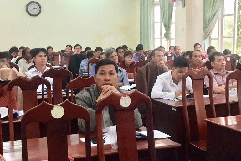 Tại huyện Đam Rông, các học viên tham gia lớp bồi dưỡng nghiệp vụ công tác cấp ủy cho các chi bộ trực thuộc Đảng bộ cơ sở năm 2020
