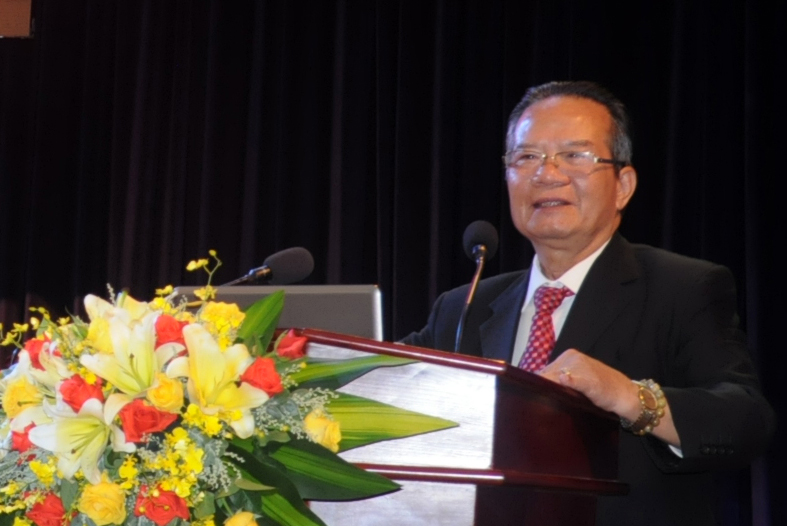 Nhà giáo ưu tú Nguyễn Xuân Ngọc – Chủ tịch Hội Khuyến học tỉnh phát biểu khai mạc hội nghị
