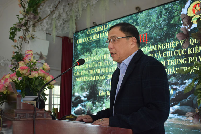 Phó Giám đốc Sở Nông nghiệp và Phát triển nông thôn Lâm Đồng Võ Danh Tuyên phát biểu tại hội nghị