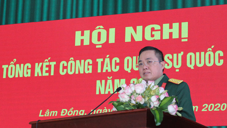 Đại tá Trần Văn Khương – Chính ủy Bộ Chỉ huy Quân sự tỉnh quán triệt Nghị quyết năm 2021 của Đảng ủy Bộ Chỉ huy Quân sự tỉnh tới cán bộ, chiến sĩ lực lượng vũ trang