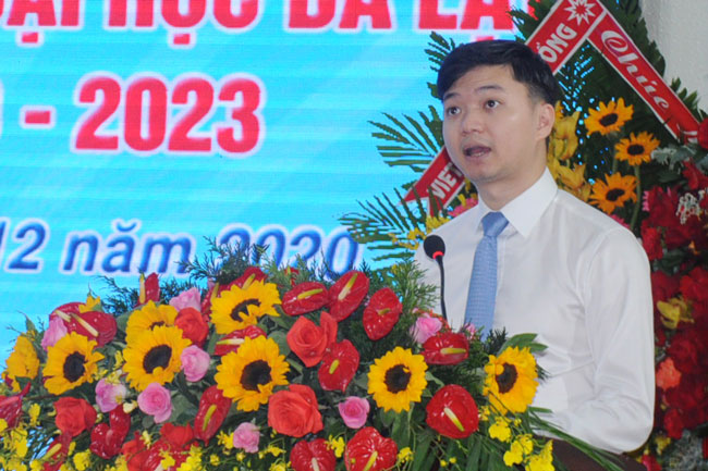 Anh Nguyễn Minh Triết - Phó Chủ tịch Thường trực Trung ương Hội Sinh viên Việt Nam phát biểu tại Đại hội