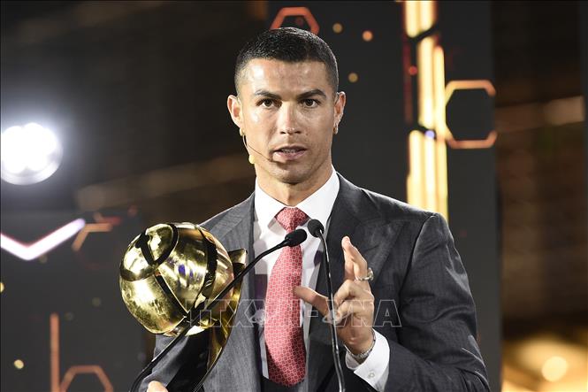 Ronaldo là 'Cầu thủ xuất sắc nhất thế kỷ'