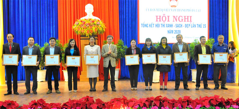 Trao 62 giải thưởng Hội thi Xanh sạch đẹp thành phố Đà Lạt lần thứ 15