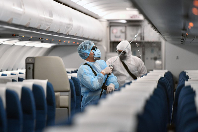 Chính thức tạm dừng các chuyến bay về Việt Nam từ vùng có chủng biến thể mới của virus SARS-CoV-2