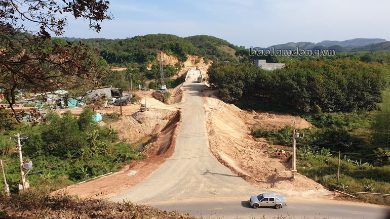 Cầu Vĩnh Ninh nối Lâm Đồng với Bình Phước dự kiến hoàn thành vào giữa tháng 2/2021