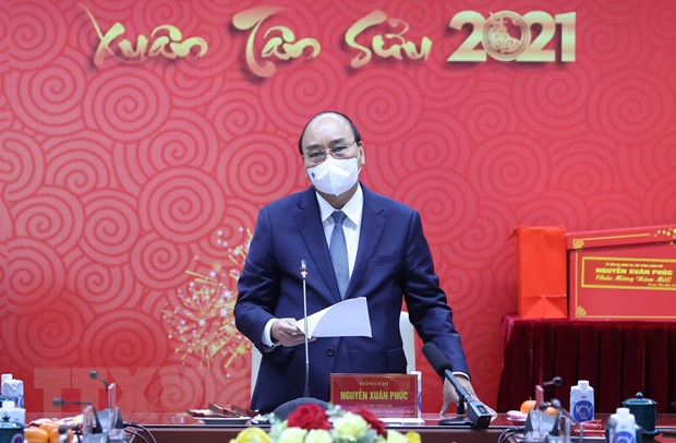 Thủ tướng Nguyễn Xuân Phúc phát biểu khi đến thăm hỏi, động viên ngành y tế