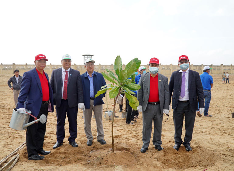 Lãnh đạo Vietjet tham gia Lễ phát động Tết trồng cây xuân Tân Sửu