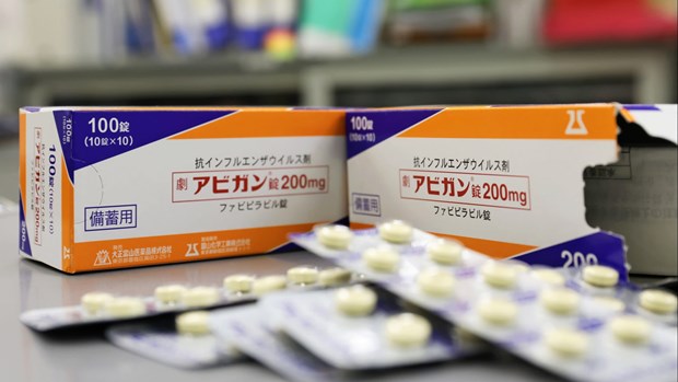 Nhật Bản tái khởi động thử nghiệm lâm sàng thuốc điều trị COVID-19
