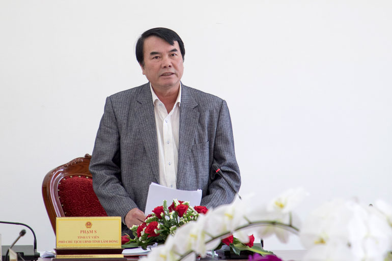 Phó Chủ tịch UBND tỉnh Lâm Đồng Phạm S kết luận hội nghị