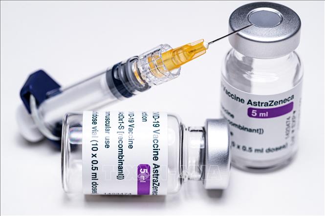 Vaccine ngừa COVID-19 của hãng AstraZeneca tại Paris, Pháp ngày 11/3/2021