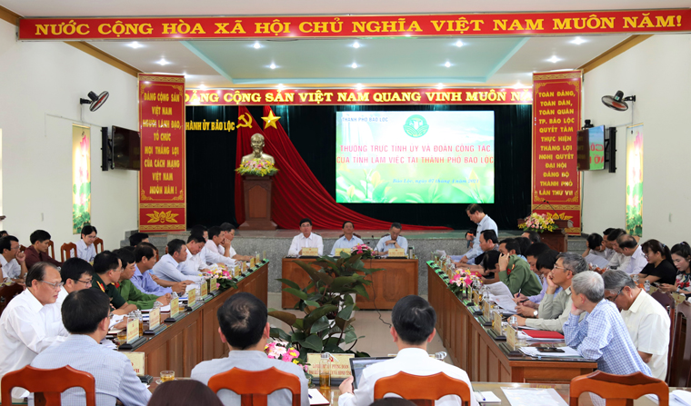 Toàn cảnh buổi làm việc của Đoàn công tác Thường trực Tỉnh ủy Lâm Đồng với TP Bảo Lộc