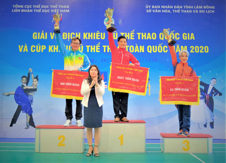 Lâm Đồng giành giải Nhất toàn đoàn tại Giải Vô địch Khiêu vũ thể thao và Cúp Khiêu vũ thể thao toàn quốc tổ chức tại Đà Lạt trong tháng 11/2020